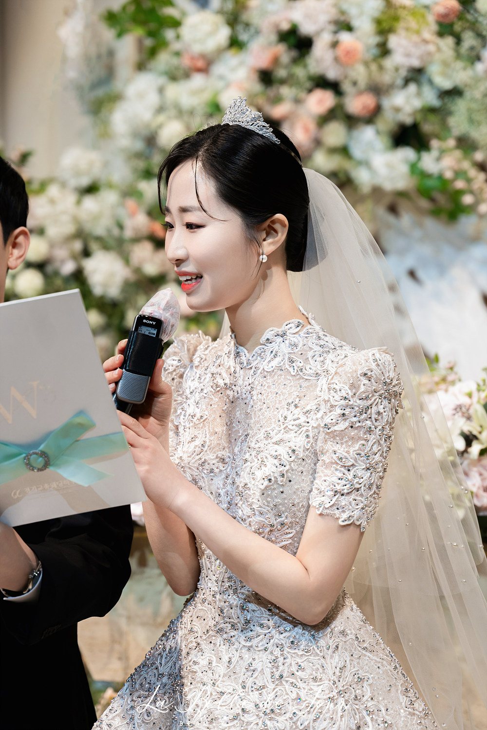 라벨드쥬 수원 경기교총웨딩하우스 본식스냅 — 커플 인물