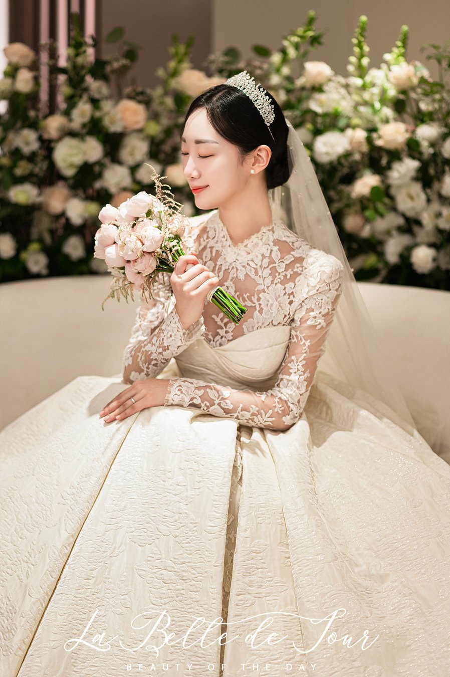 라벨드쥬 수원 노보텔 샴페인홀 본식스냅 — 커플 인물