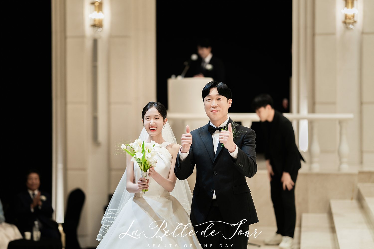 라벨드쥬 당진 설악웨딩타운 아트그레이스홀 본식스냅 — 신부 단독